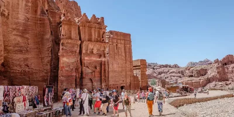 Mythes d'Orient l'Égypte et Jordanie Mythes d'Orient l'Égypte et Jordanie