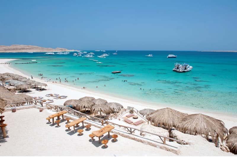 Entspannter Badeurlaub am Strand von Hurghada Traumhafter Sandstrand am Roten Meer in Hurghada